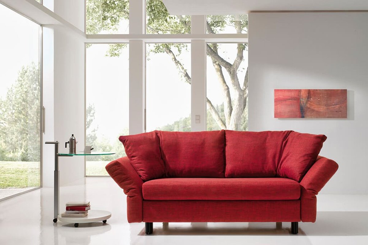 rotes Sofa, verstellbar