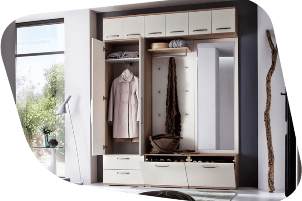 Das Garderobensystem hilft Ihnen, selbst den kleinsten Raum mit der größtmöglichsten Kapazität zu nutzen.